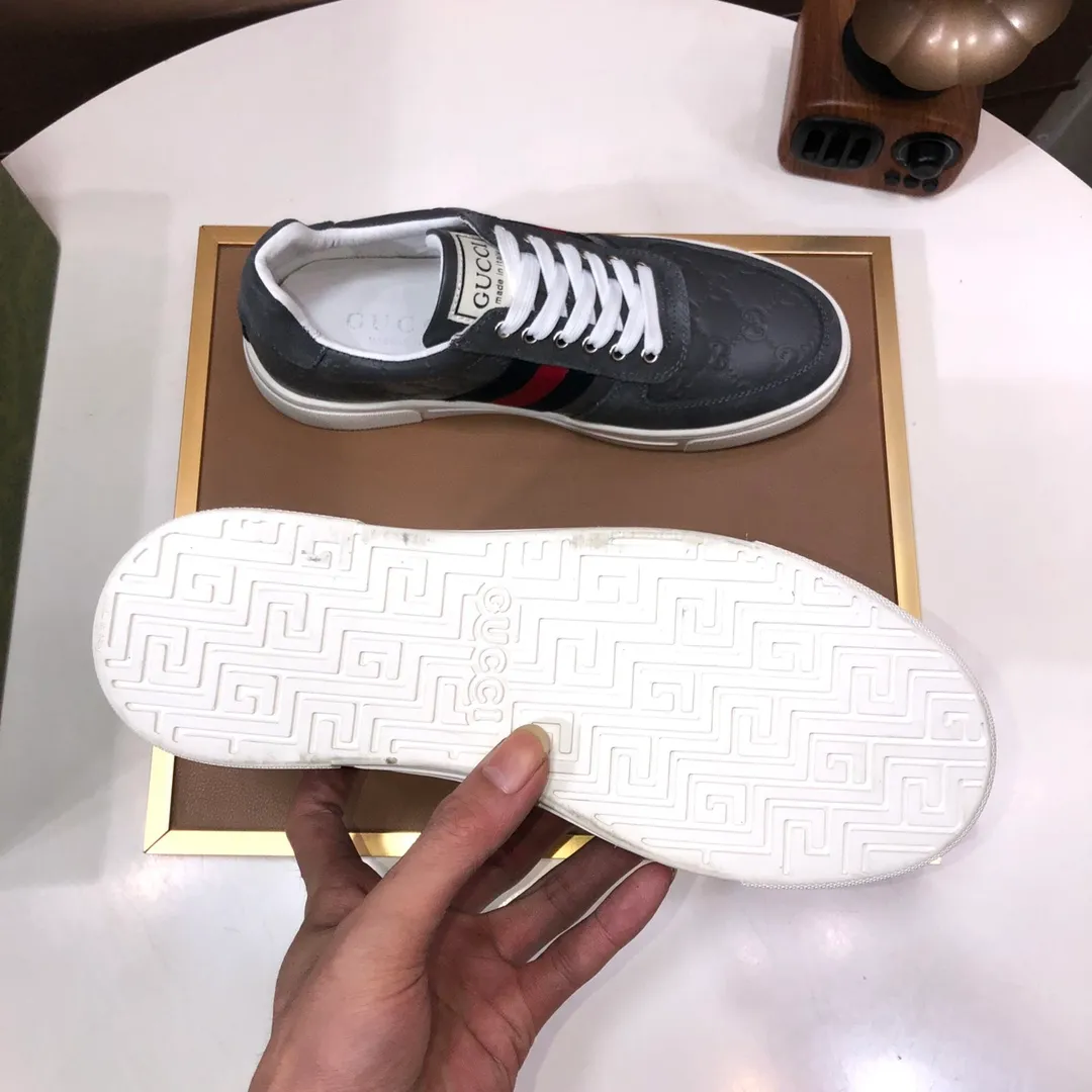 Men's shoes💰440💰[GUCCI] Official website 1:1 men's sports shoes are now on the market. They are made of original fabric + water-dyed sheepskin lining, plus the official website original 1:1 comfortable outsole. Fashionable and versatile, super comfortable and breathable. Standard shoe size 38/45 (custom-made size 45 is non-refundable)
